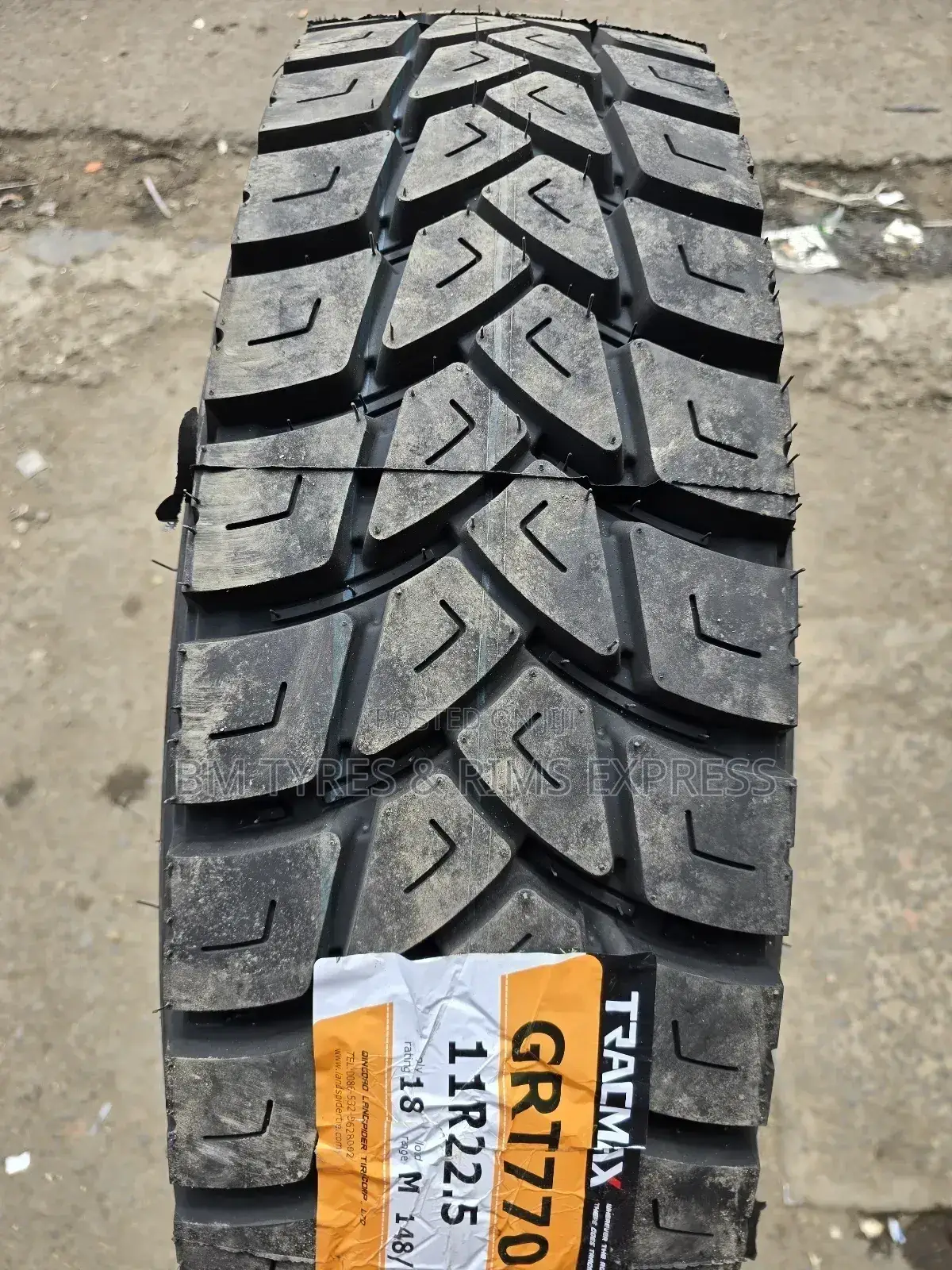 11 R22. 5 Trackmax Tyres (Diff) Commercial.