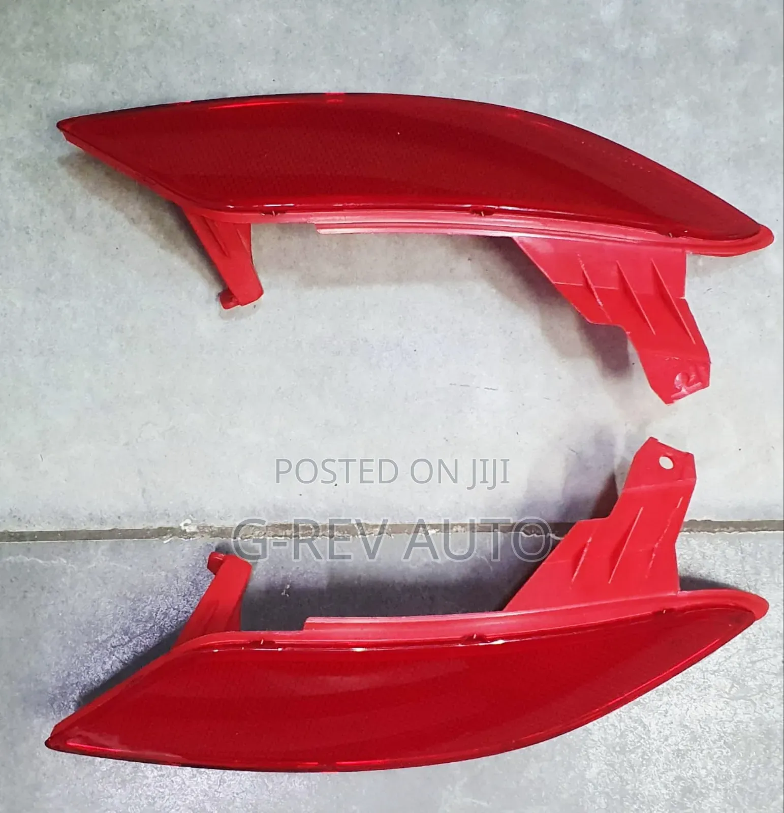 Honda Vezel Rear Bumper Reflectors.