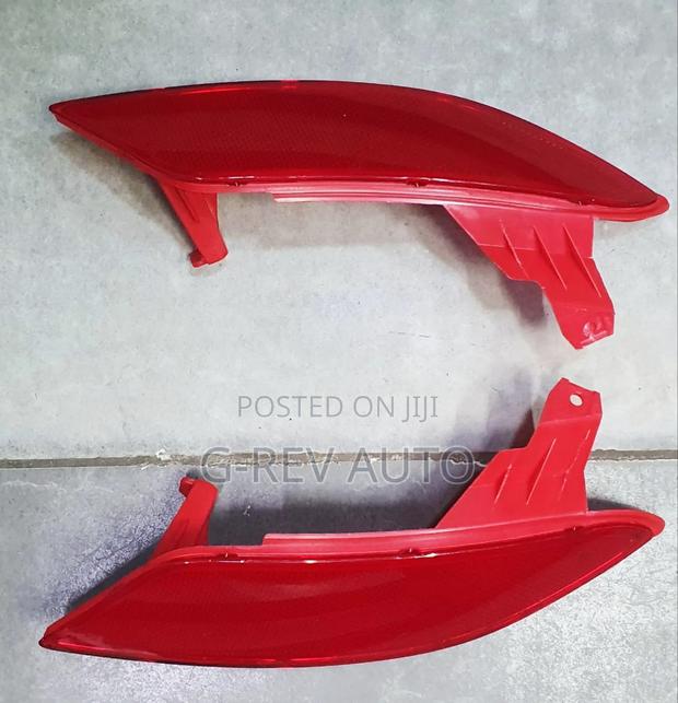 Honda Vezel Rear Bumper Reflectors.