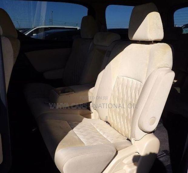 Toyota Vellfire 2019 White - thumbnail 6