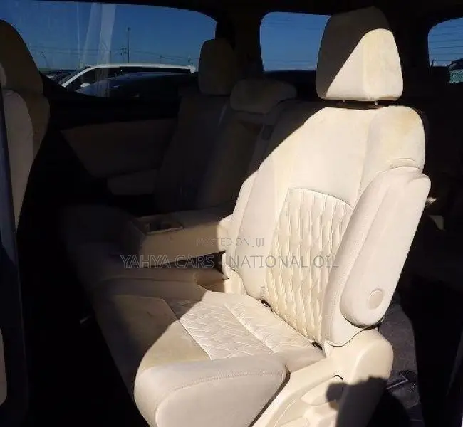 Toyota Vellfire 2019 White