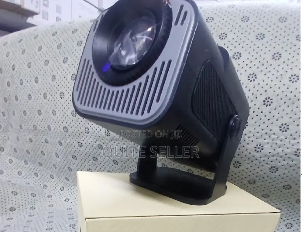 Androidprojector Auto Keystone, 180° Rotating Hy320 Mini Projector . .