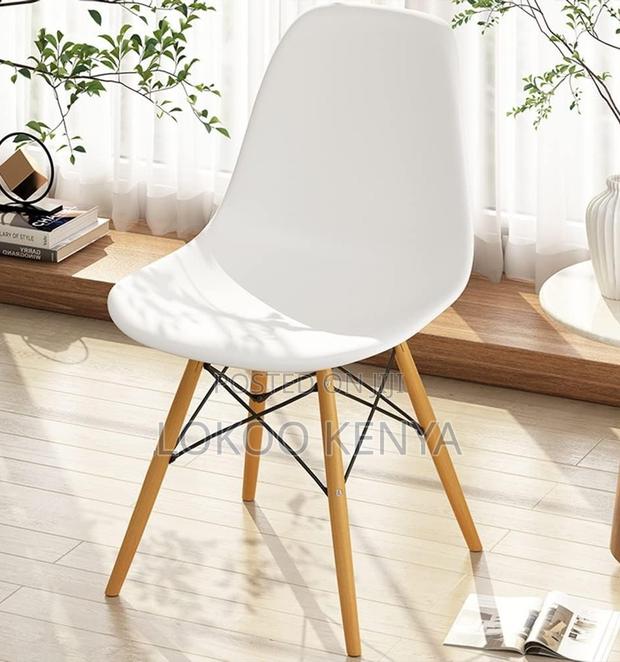 Dining Chair; Nordic Armless Non Padded Modern Eames Dining Chair