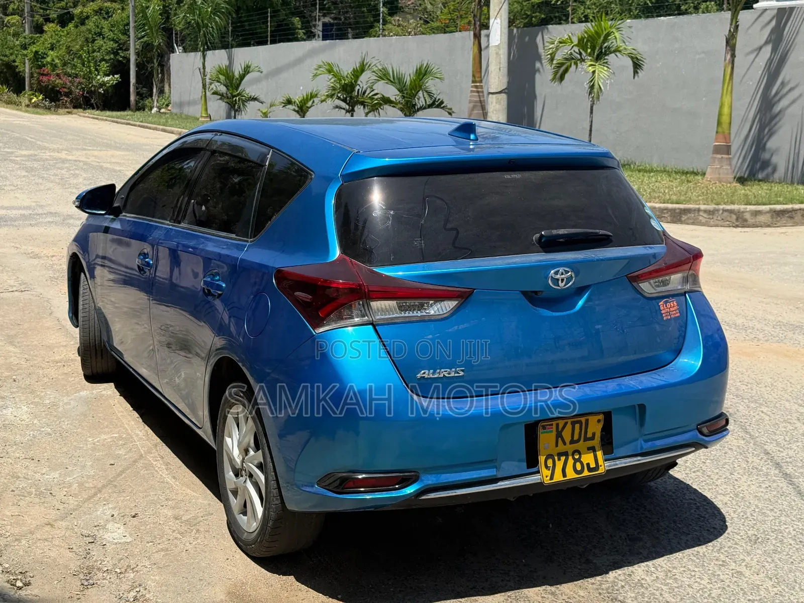 Toyota Auris 2016 Blue