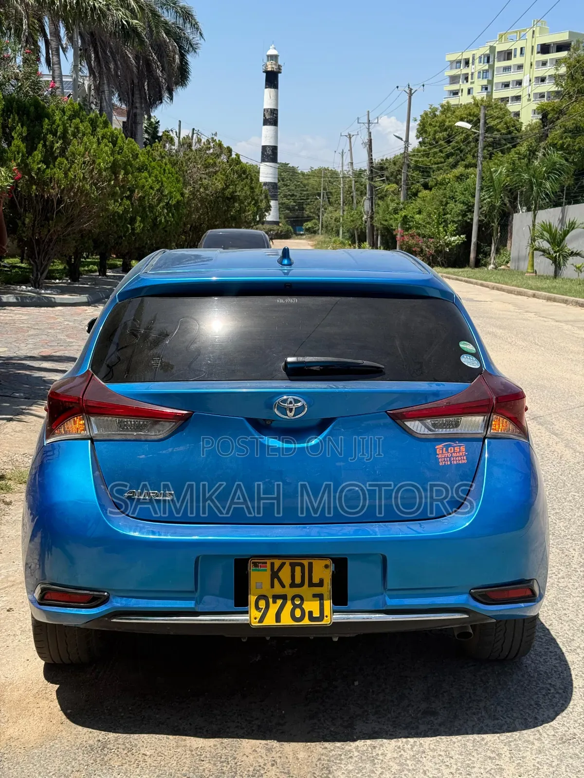 Toyota Auris 2016 Blue