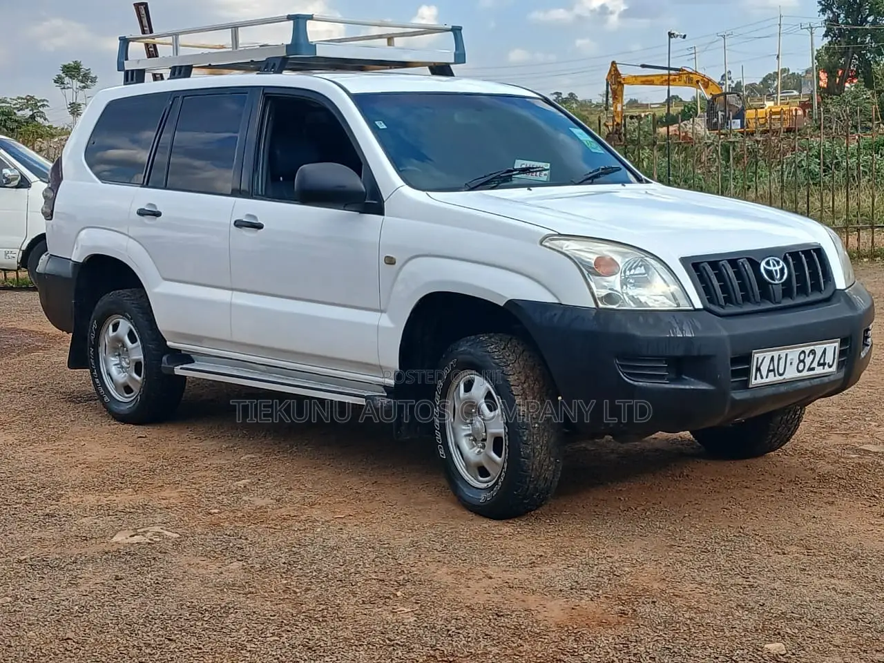 Toyota Land Cruiser Prado 2005 White