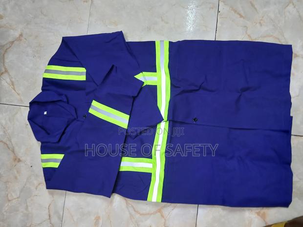 Woven Fabric Royal Bue Dust Coats With Reflection