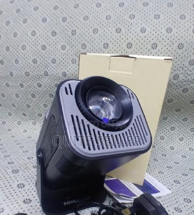 Hy320 Mini Projector Portable LCD Projector 2gb Ram/16gb Rom