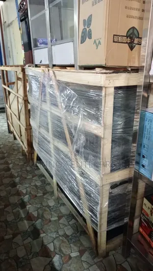 Imported Cake Display, 1500x760x1300mm in Size. Now Available
