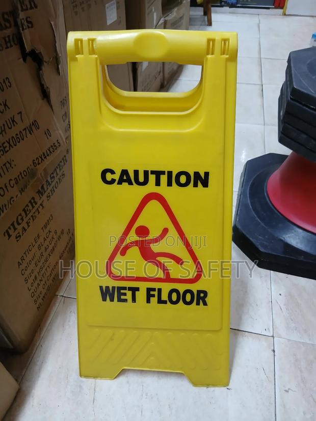 Extralarge Safety Wet Floor Board