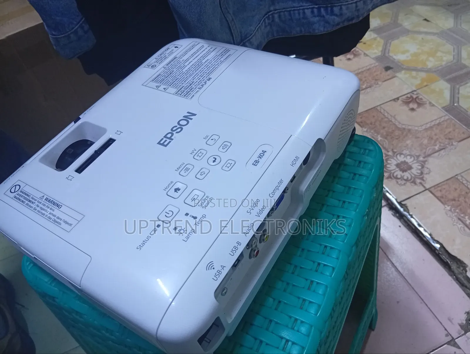 Epson X04 – Bright, Reliable Perfect for Any Presentation
