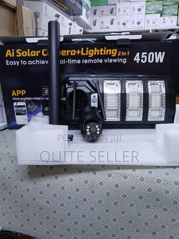 Solar Integrated Street Light 450w Led Light With 4g Simcard V380 App