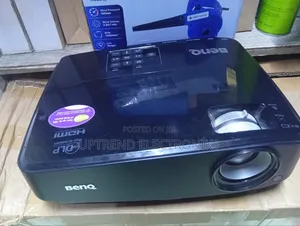 Bright Easy to Use – Benq Ms506 (3200 Lumens)