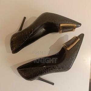 Classy Stiletto Black Heels - thumbnail 2