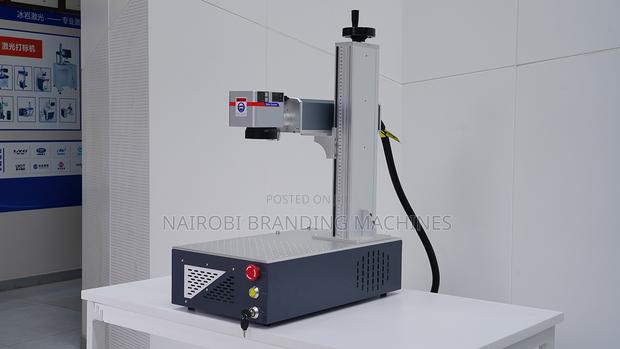 Portable Fiber Laser Marking Machines Light Weight