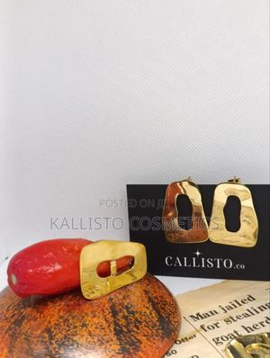 Quality Brass Finger Ring - main view