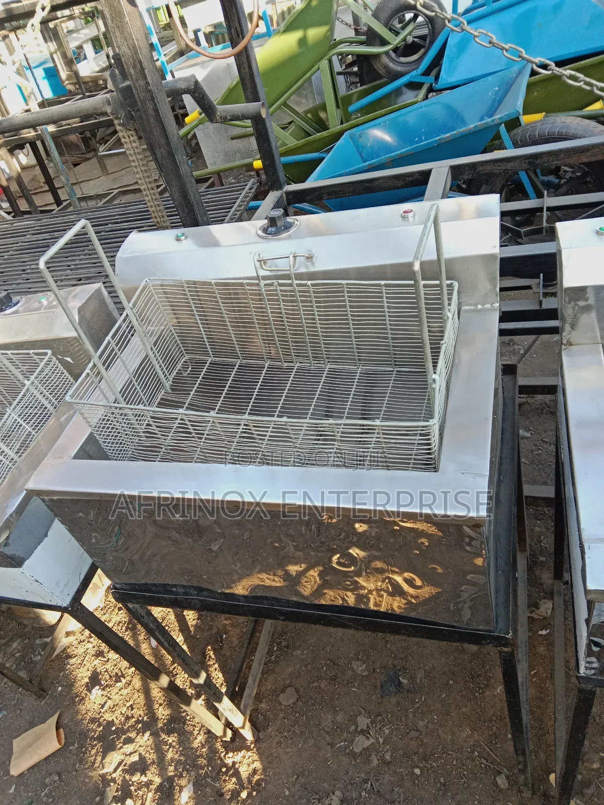 Samaki and Kuku Deep Fryer