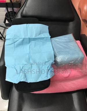 Heavy Duty Manicure Sheets - Disposable Strong - main view