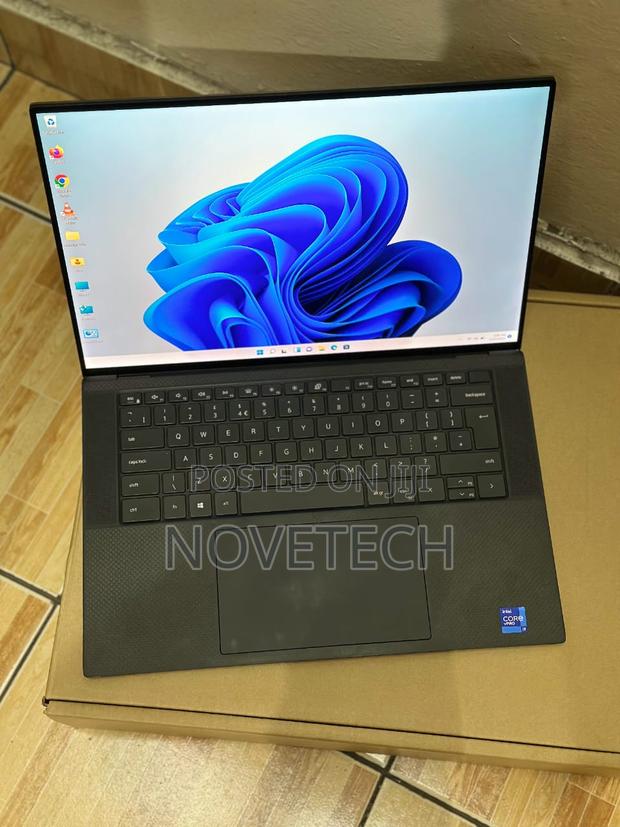 Laptop Dell Precision 5550 32GB Intel Core I9 SSD 512GB - main view