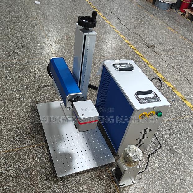 Desktop 20w Laser Marking Machine Working Table With Rotary Device - main view