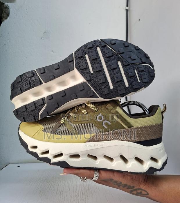 Cloudtec Phase Cushioning on Running Cloudhorizon Hiking Sneakers - thumbnail 4