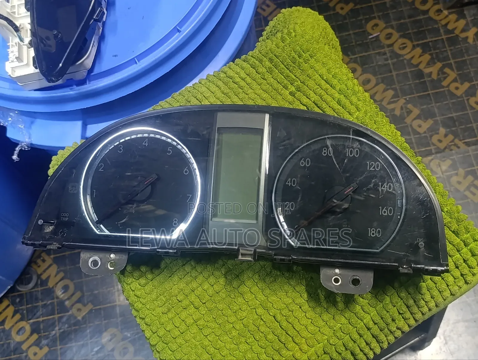 Premio 260 Genuine Dashboard Speedometer Gauge/Clock.