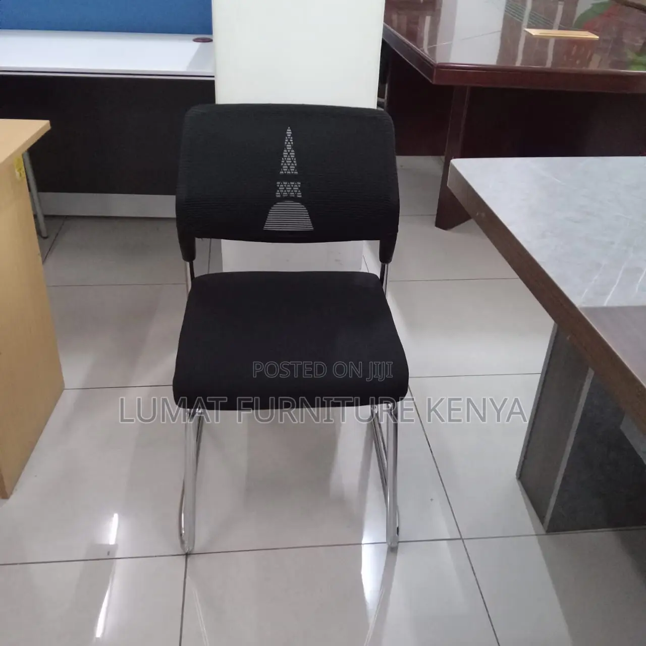 Chrome-Frame Mesh Visitors Chair