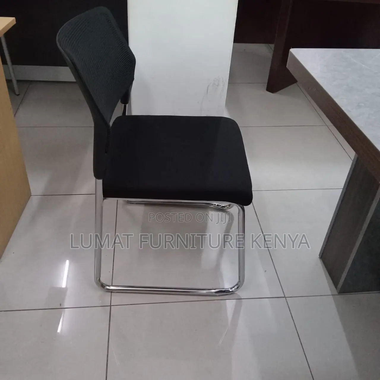 Chrome-Frame Mesh Visitors Chair