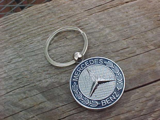 Fancy Mercedes Car Key Holder Metal - thumbnail 2