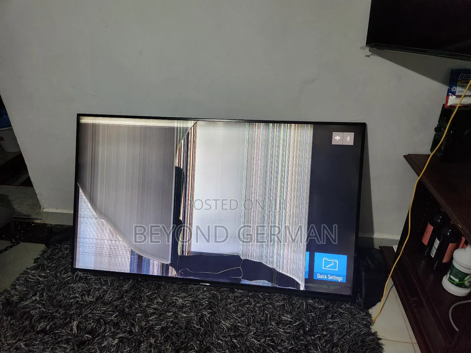 65 Inch Grundig TV