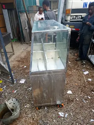 Stainless Steel Cake Chiller Display, Authentic Quality, Locally Made