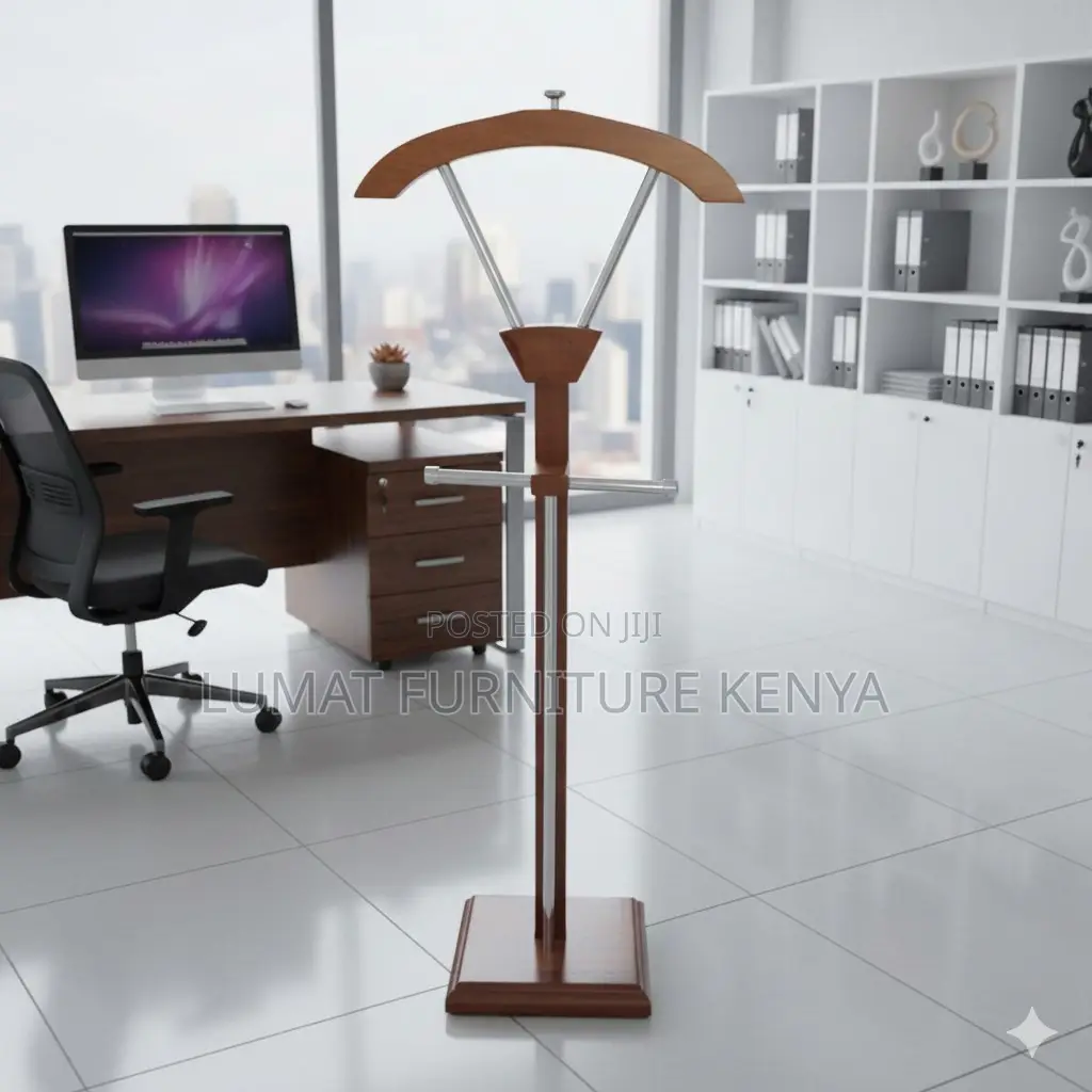 Signature Executive Hanger