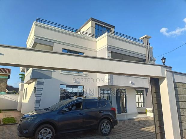 4bdrm Mansion in Thika for sale