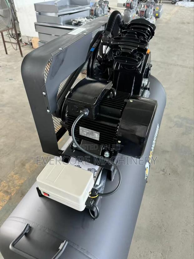 300l Three Phase Air Compressor 10hp Motor 12bar.