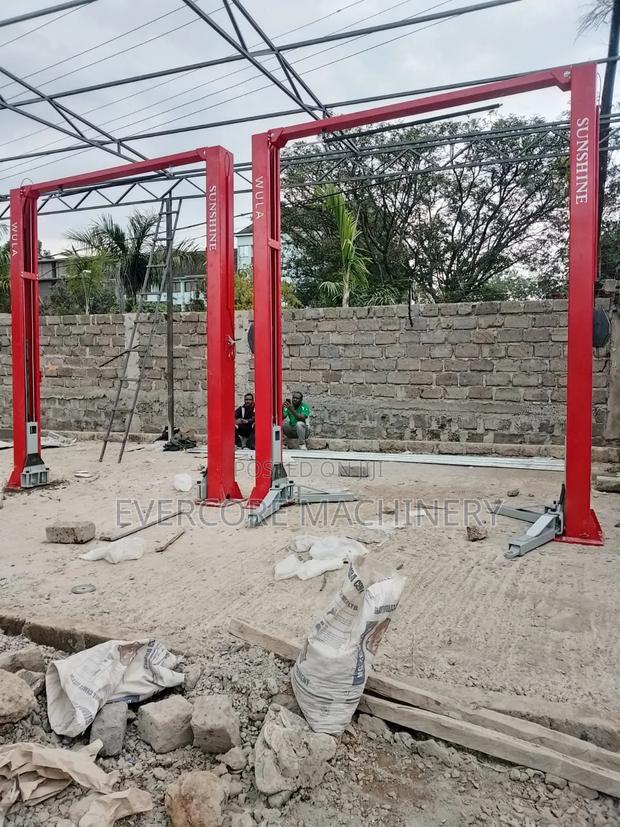 4tonne/4000kg Heavy Duty Two Post Carlift Machine. - main view