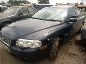 Volvo S60 2004 Blue