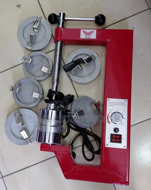 Medium Automatic Tyre Vulcanizer Machine With Complete Dyes