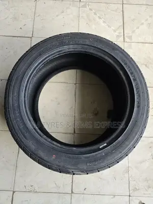 245 /45 R17 Centera Tyres