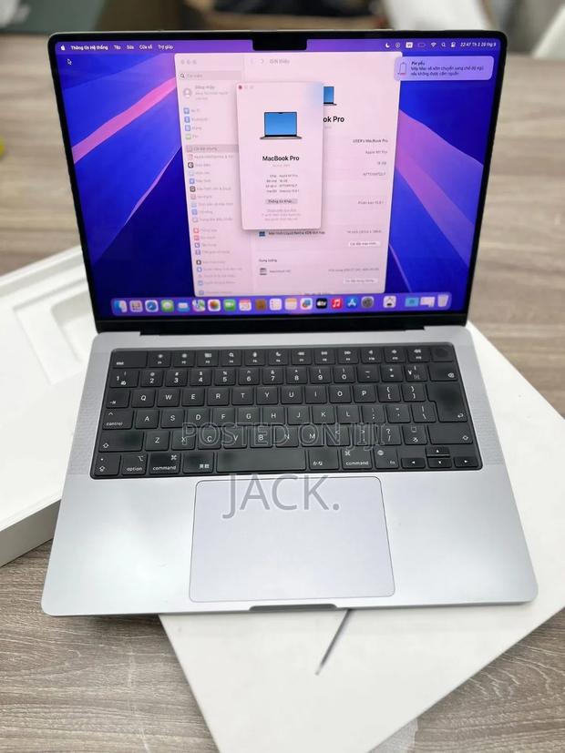 Laptop Apple MacBook Pro 2023 M2 Pro 14-Inch 16GB Apple M2 SSD 512GB