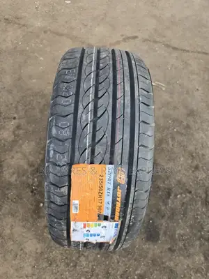 235 /50 R17 Centera Tyres.