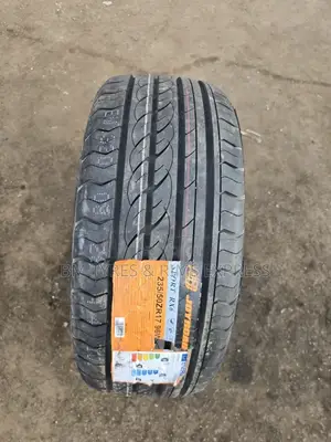 235 /50 R17 Centera Tyres.