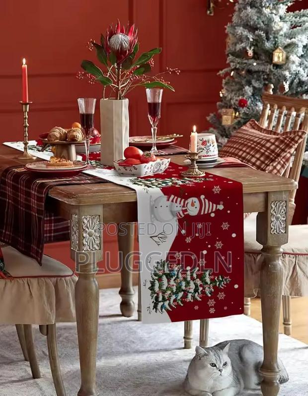 Christmas Table Runner - main view