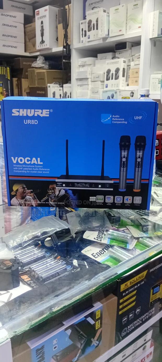Shure Ur8d Wireless Mics 2 in 1