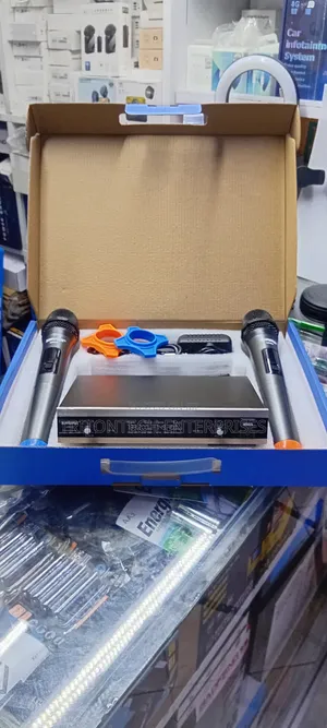 Shure Ur8d Wireless Mics 2 in 1