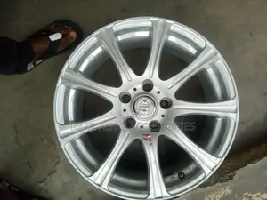 Second-Hand Japan Rims 16/17 – Perfect Fit for Most Cars
