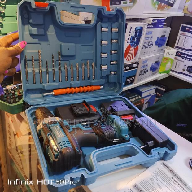 Makita Cordless Drill - thumbnail 2
