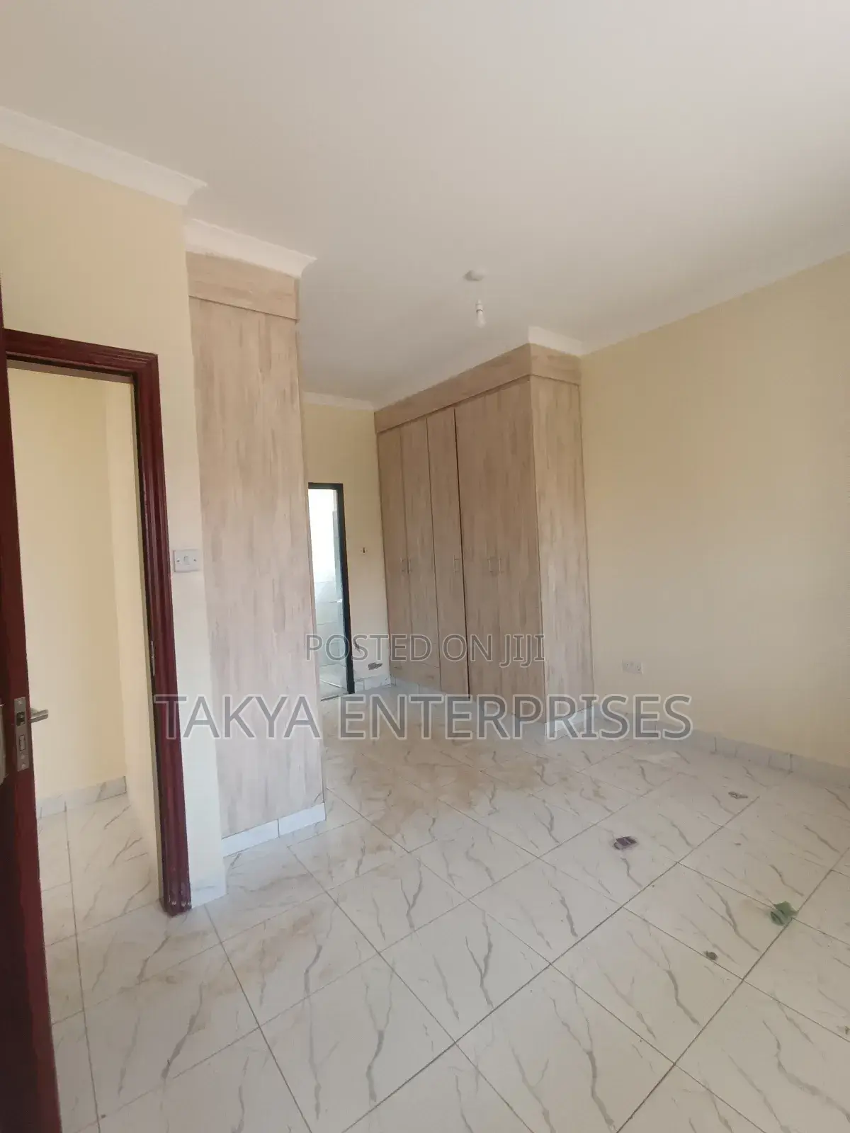 3bdrm Bungalow in Windsor Gardens, Kenyatta Road / Theta  for rent