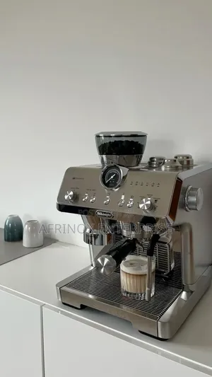 Powerful Espresso Coffee Maker – Fresh Coffee in Seconds.