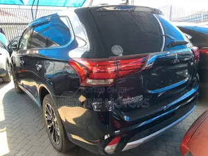 Mitsubishi Outlander 2.4 PHEV AWD 2018 Black
