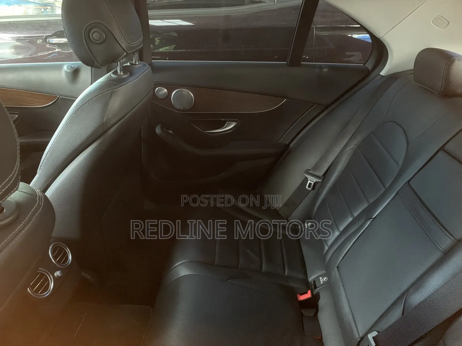 Mercedes-Benz C200 2018 Red